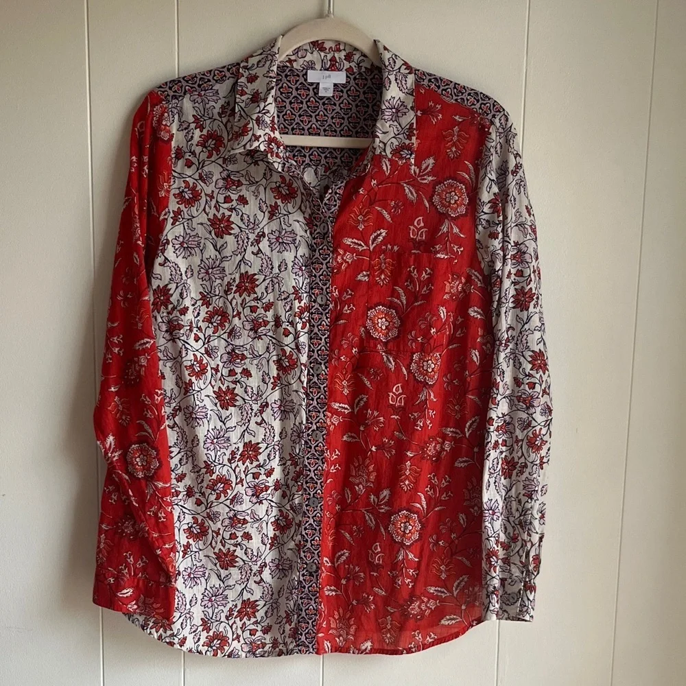 J. Jill Red and White Floral Button Down Shirt Sz Med Coastal Grandma Beach - Picture 3 of 12